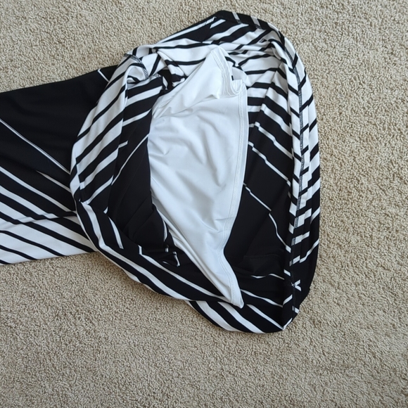 WHBM Maxi Dress - Picture 5 of 5